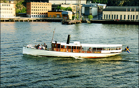 Arona utanför Finnboda, Nacka 2003-06-04
