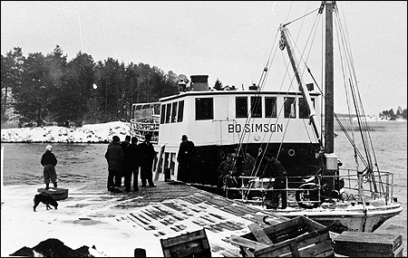 Bo Simson vid Gruvbryggan, Utö ca. 1938