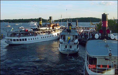 Alla fartygen är nu framme i Vaxholm.