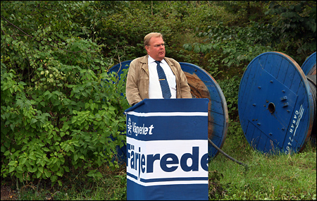 Vgverket Frjerederiets VD Anders Werner hller tal.