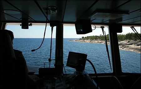 Sandhamn vid passage av Roskär utanför Möja.