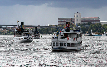 Norrsk�r, Mariefred och Drottningholm l�mnar Riddarholmen