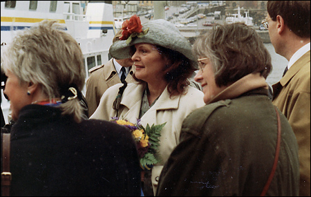 Gudmor, operasångerskan Sylvia Lindenstrand.