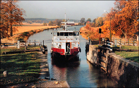 Kostervåg vid Riksbergs slussar 1995-10-09.