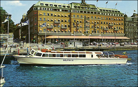 Delfin IX vid Strömkajen, Stockholm