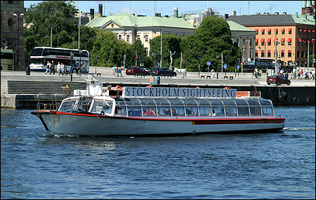 Delfin IX på Strömmen, Stockholm 2004-07-07