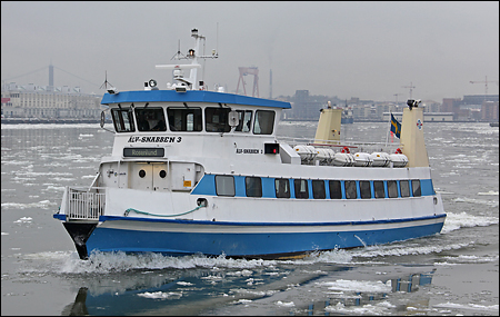 Älv-Snabben 3 utanför Lindholmspiren, Göteborg 2010-01-26