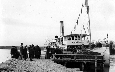 Enköping I på lustresa i Stockholms skärgård ca. 1915