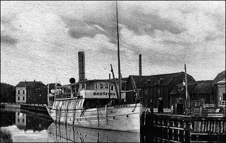 Enköping I i Enköpings hamn 1890