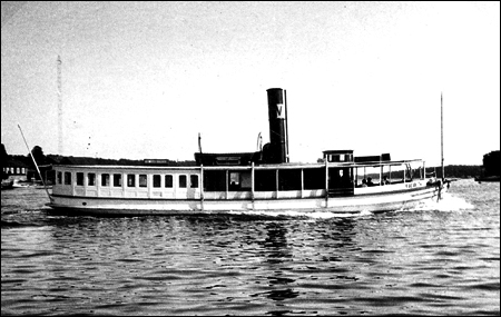 Oden på N:a Vaxholmsfjärden, Vaxholm 1932-08-19