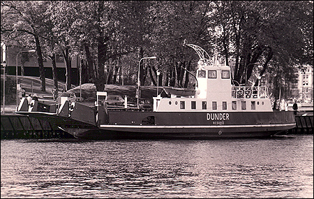 Dunder vid Skeppsholmen, Stockholm 2000-05-07