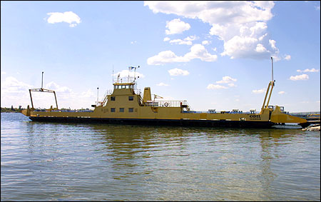 Odil vid Gr�s� f�rjel�ge 2004-06-03