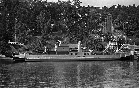 Färja 61/295 vid Oskars Fredriksborg, Rindö 1978-08-04