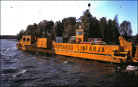 Högmarsö Linfärja 2 vid Svartnö färjeläge, Svartnö 1987