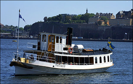 Frithiof p� Str�mmen, Stockholm 2002-06-04