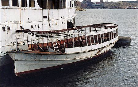 Frithiof vid Beckholmen, Stockholm 1997-04-05