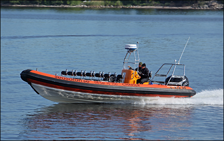 Hugin vid Fj�derholmarna, Stockholm 2009-06-08