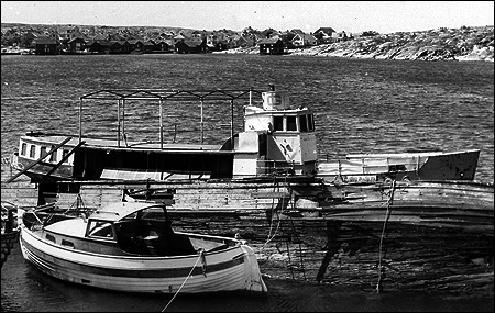 Idun vid Roparbackens Slip, Kungshamn 1976-06-04