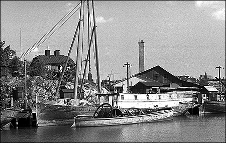 Filip skrotas vid M�larvarvet, Stockholm 1952