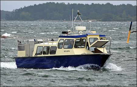 Johanna utanför Långviks brygga, Möja 2008-08-17