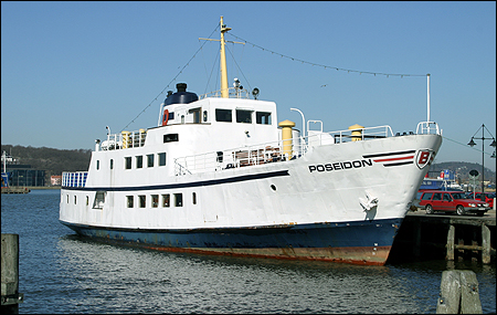 Poseidon vid Packhuskajen, Göteborg 2005-04-01