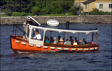 Lillatle p� Str�mmen, Stockholm 2002-07-12