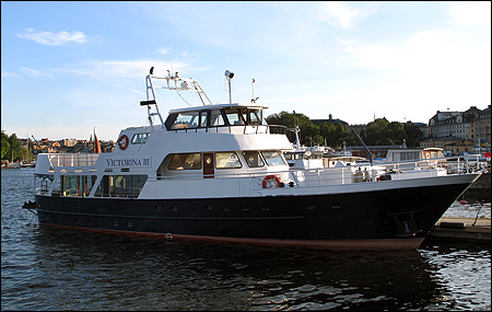 Victorina III vid Strandv�gskajen, Stockholm 2009-06-11