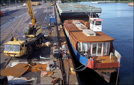Kronprinsen under ombyggnad i Lundbyhamnen, Göteborg 1998-07-27