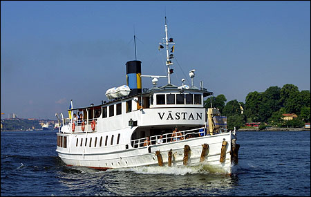 Västan utanför Nacka Strand, Stockholm 2001-07-09
