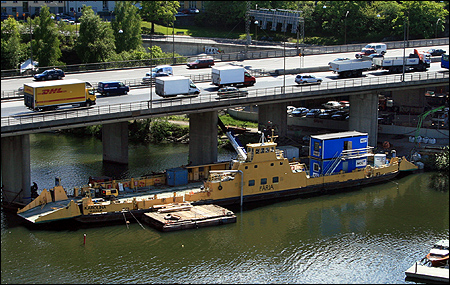 Karolina vid Fredhällsbron, Stockholm 2008-05-22