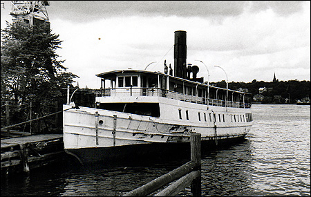 Östanå I vid Masthamnen/Danvikskanalen, Stockholm 1973-08-01