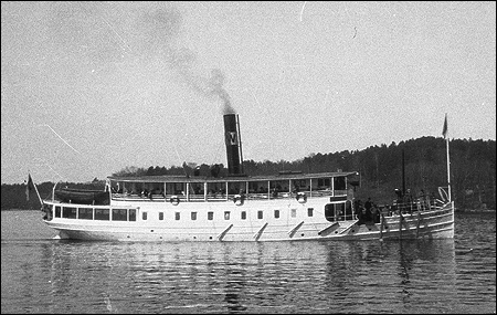 Östan i Tenösund, Vaxholm 1933-04-30