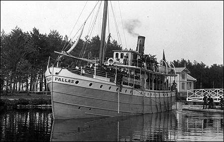 Pallas vid Rödesund, Karlsborg