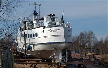 Elvira Madigan p� Karlsro Varv, Norrk�ping 2003-03-23