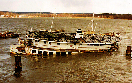 Legend vid Karlsro varv, Norrk�ping 2003-04-05