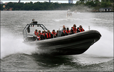 Rib 5 vid Fj�derholmarna, Stockholm 2007-07-25