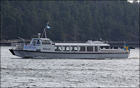 Ballerina vid Kvarnholmen, Stockholm 2013-04-29