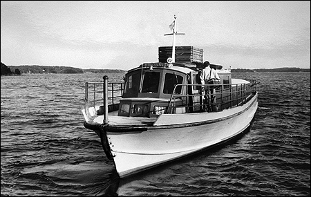 Mellskär vid Skogsöudde brygga, Torsbyfjärd 1977-08-07