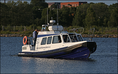 Sjöfart vid Skeppsbrokajen, Karlskrona 2015-07-14
