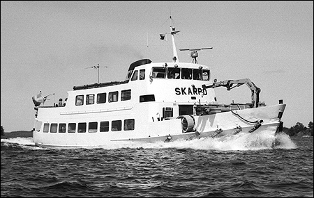Skarp� utanf�r Bernhardsro brygga, Lindalssundet 1980