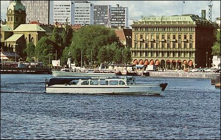 Delfin II på Strömmen, Stockholm