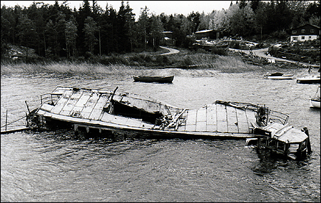 Str�mf�rjan 3 sjunken i Brunnsviken, Orn� 1971-10-04