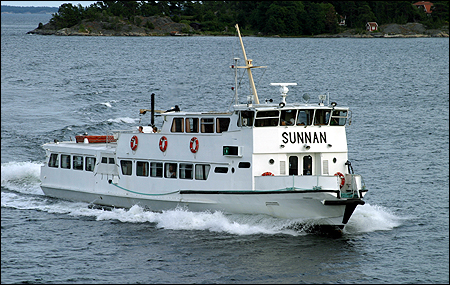 Sunnan af Stockholm vid Arbodaö, Värmdö 2004-07-22