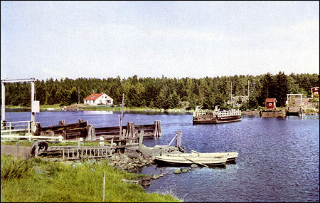Tr�sta F�rja mellan Tr�sta och Fj�ll