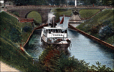 Trosa i Södertälje kanal