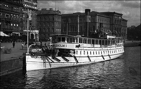 Waxholm I vid S�dra Blasieholmshamnen, Stockholm 1913