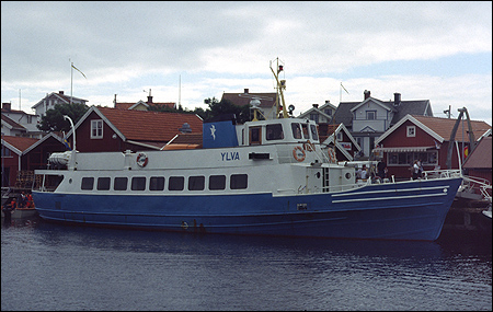 Ylva af Käringön vid Käringön